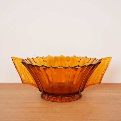 Coupe en verre ambré style Art Déco