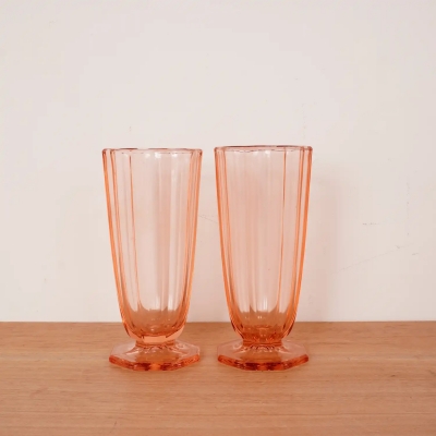Paire de vases verre rose vintage