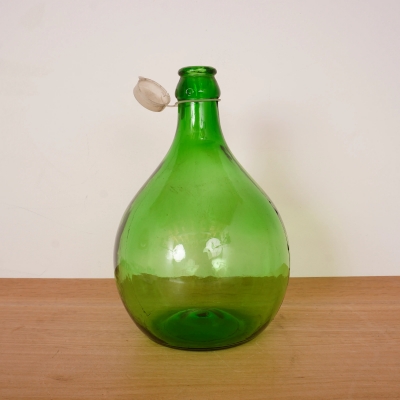 Dame jeanne verre color&eacute; vintage