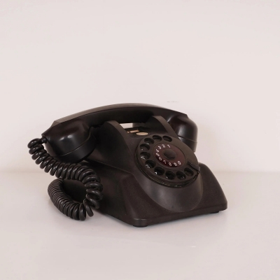 Téléphone ancien Philips en ba