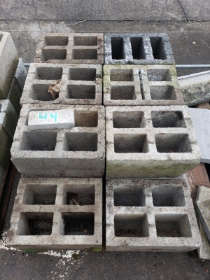 Blocs de b&eacute;ton creux (29/19)