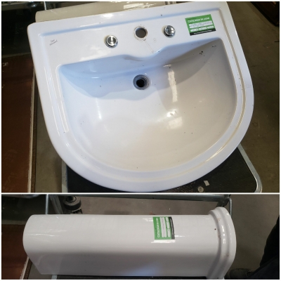 Lavabo Ideal Standard avec colonne