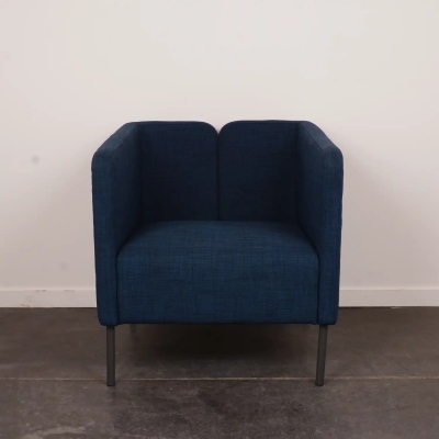 Le fauteuil EKER&Ouml; d'IKEA en tissu vintage 2010