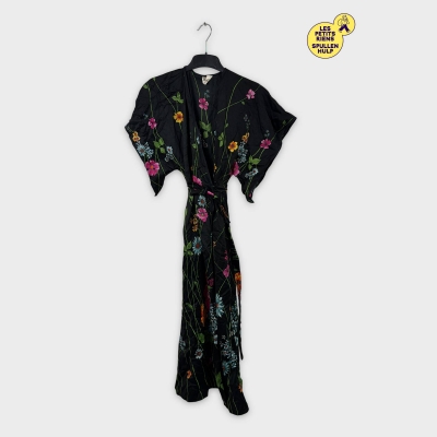 Robe Kimono Noire à Fleurs 🌸 Penney L