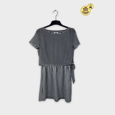 Robe rayée Tommy jeans M 🎀