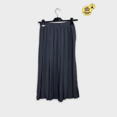 Jupe plissée anthracite St bernard L élégante 🖤
