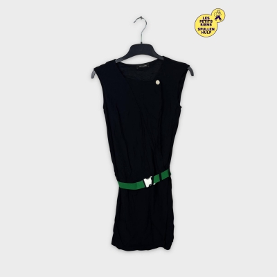 Robe noire Cop. copine avec ceinture verte 🖤💚