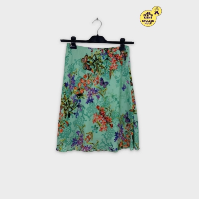 Jupe courte fleurie Melvin M 🦋🌺