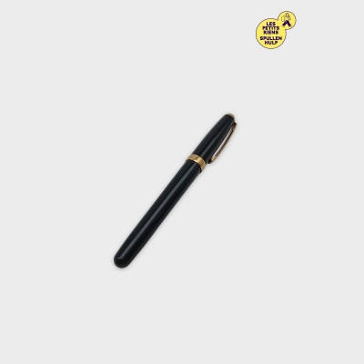 Stylo plume Sheaffer noir et doré élégant