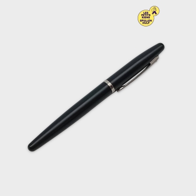 Stylo plume Sheaffer noir élégant et classique