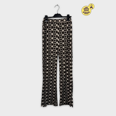 Pantalon fleuri Pull&bear - Taille L 💛