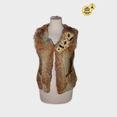 Gilet Fourrure Véritable Brodé Détails Pierre Noire M