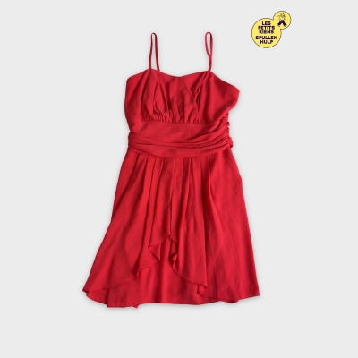 Robe rouge à bretelles M 🛒