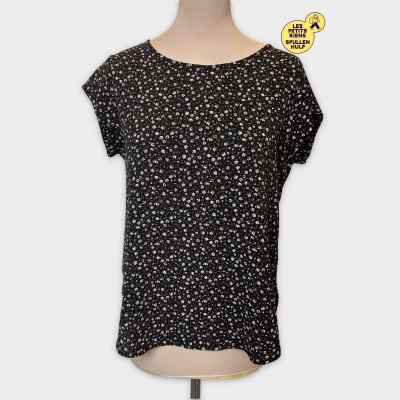 Blouse fleurie Only noire et blanche 🌸🌼