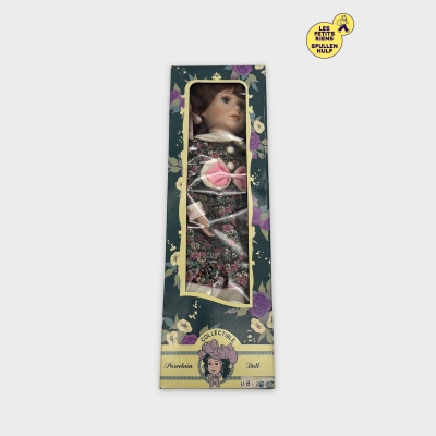 Poupée de Collection en Porcelaine avec Boîte d'Origine 🌸
