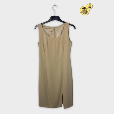 Robe beige élégante M