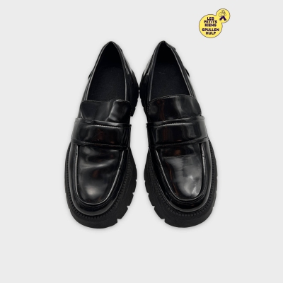 Mocassins Zara Noir Vernis Semelle Crantée Taille 38