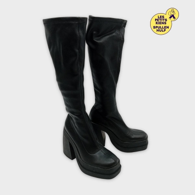 Bottes hautes Bershka noires à plateforme T37