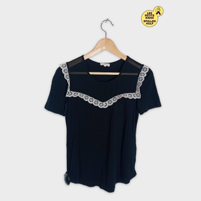 T-shirt Noir Clarkole Dentelle Et Empiècement Transparent