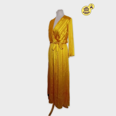 Robe Longue Plissée Moutarde S Rue Des Abbesses Paris