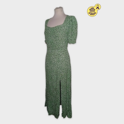 Robe Longue Fleurie Verte À Manches Bouffantes Et Fente Latérale