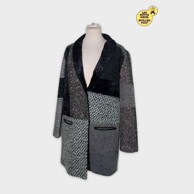 Veste Desigual Patchwork Motifs Variés Noire Et Grise T5034