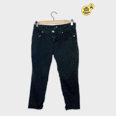 Jean Capri Noir Seven7 Los Angeles
