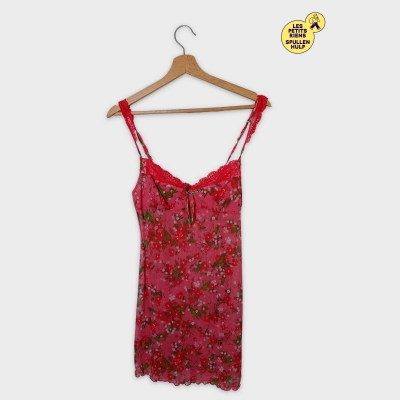 Nuisette Rose À Fleurs Et Dentelle