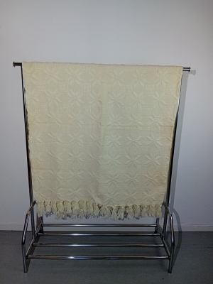 Couvre-lit Écru À Motifs Floraux Et Franges 150x200 Cm