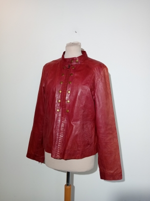 Veste Cuir Rouge Mais Il Est Où Le Soleil