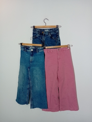 Lot De 3 Pantalons Et Jeans 8 Ans