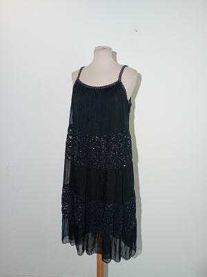 Robe en Soie Noire Sequins