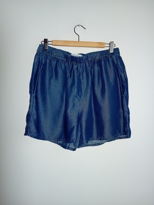 Short Fluide En Lyocell & Other Stories