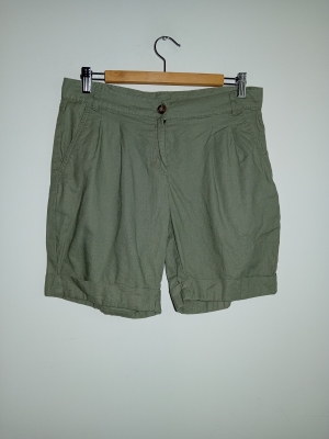 Short Lin Vert Sauge Esmara L