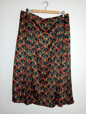 Jupe Mi-longue Satinée À Motif Floral Zara