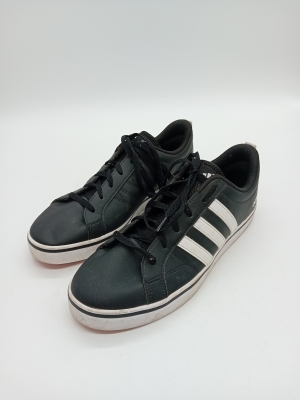 Baskets Adidas Noires