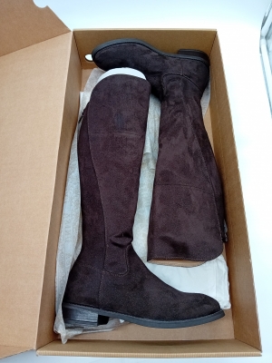 Bottes Hautes En Daim Marron Unisa