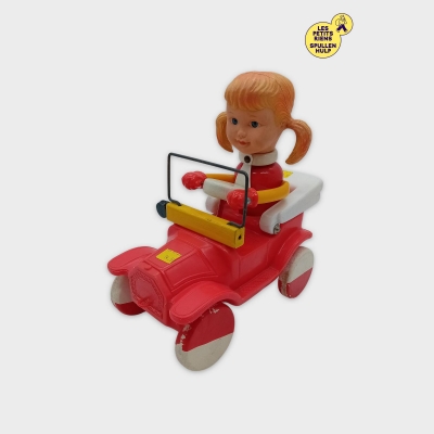 Poupée Vintage Dans Voiture Rouge Et Jaune - Taille Unique