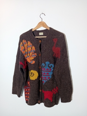 Gilet en laine Shetland marron avec motifs color&eacute;s