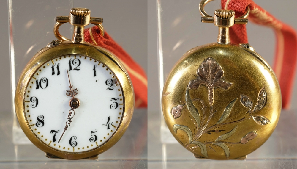 Reloj de bolsillo de señora a cuerda con caja en oro de 18k