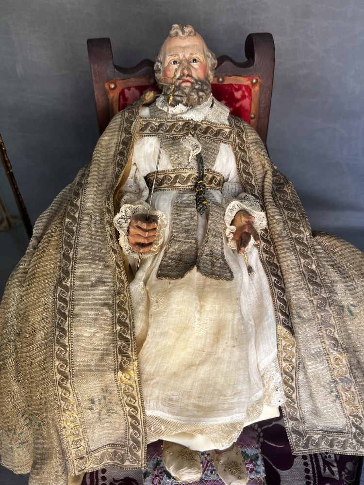 San Pedro en Cátedra, talla en madera policromada del siglo XVII, articulado