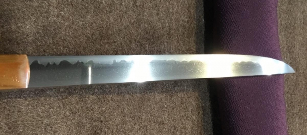 Tanto in Shirasaya with Koshirae Nihon Bijutsu Token Hozon Kyokai (NBTHK) Bizen no Suke Munetsugu.Tanto in Shirasaya with Koshirae.Poss de la era Meiji (1853). Nihon Bijutsu Token Hozon Kyokai NBTHK.
