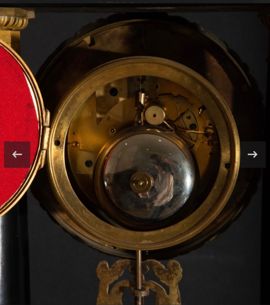 Reloj de sobremesa, Francia, Carlos X, siglo XIX