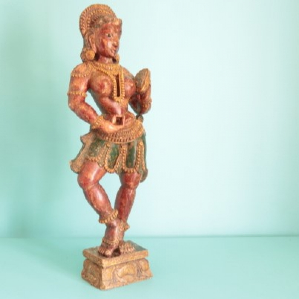 Escultura antigua india de apsara en madera policromada, siglo XIX