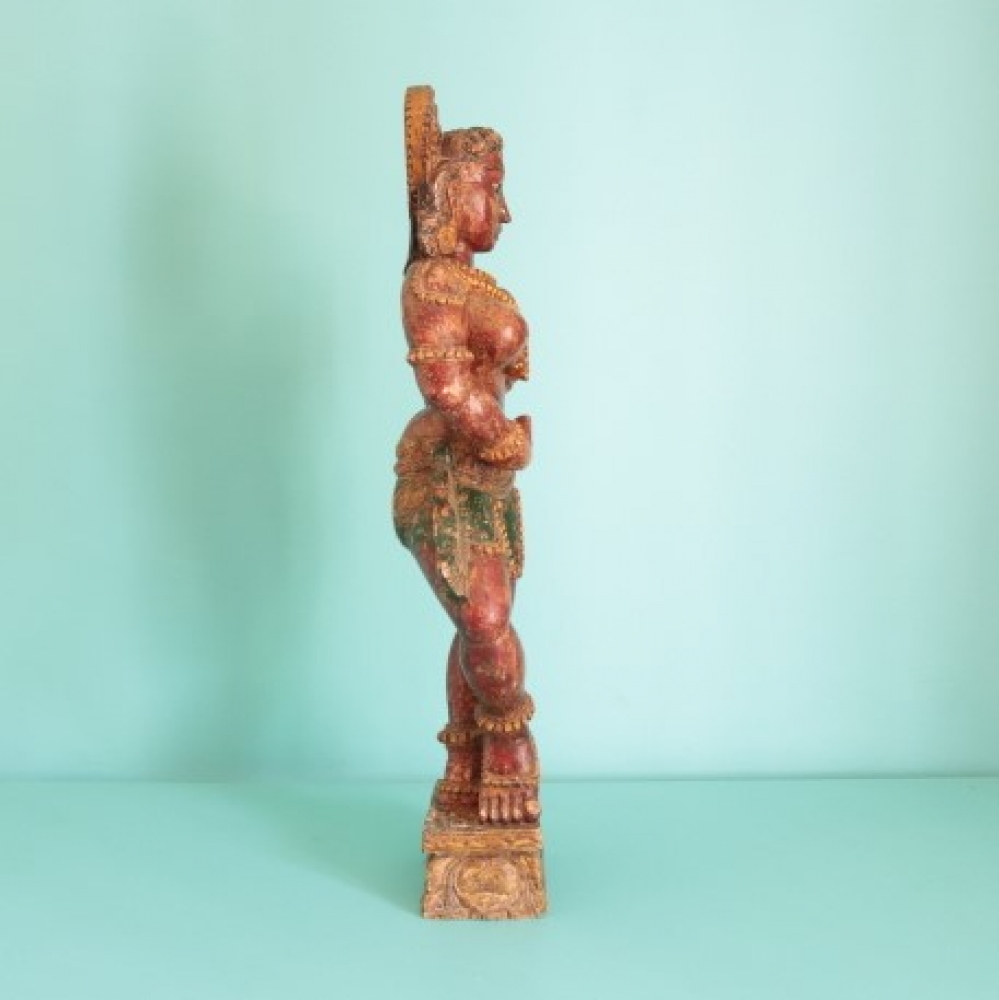 Escultura antigua india de apsara en madera policromada, siglo XIX
