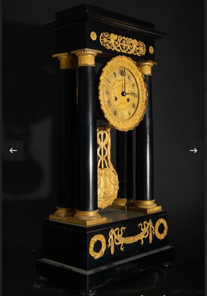 Reloj de sobremesa, Francia, Carlos X, siglo XIX
