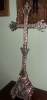 Cruz franciscana en raíz de olivo y nácar en pirograbado, siglo XVIII, circa1740