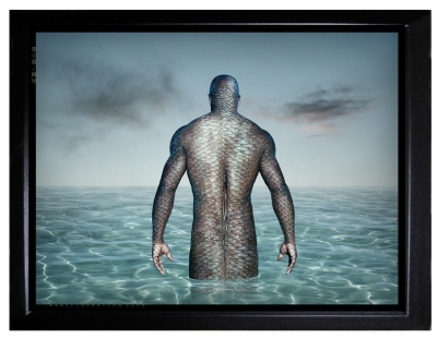 Fotografía digital contemporánea del artista chino Daniel Lee con escena de hombre sirena