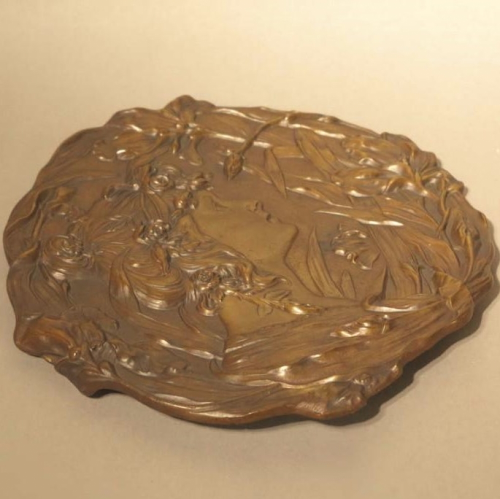 Relieve Art Nouveau de pared bronceado, 1900 - 1920
