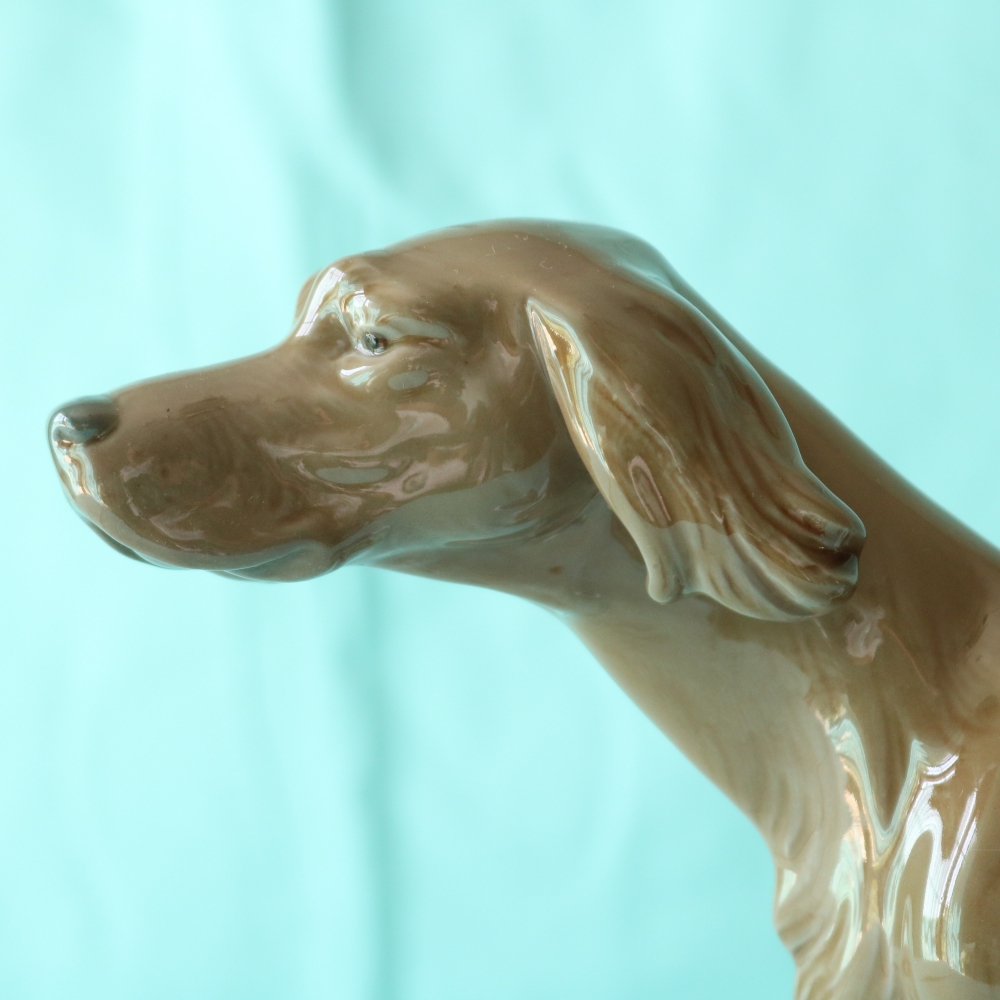 Escultura de Lladró \"Perros de Muestra\", Juan Huerta, porcelana española, 1977-1981